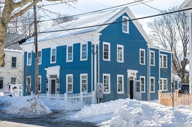 14-16 Purchase St unit 2, Newburyport, MA 01950 - photo 2