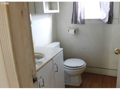 3125 Garfield St, Longview, WA 98632 - photo 2