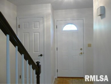 4608 Warren St unit 3, Davenport, IA 52806 - photo 3