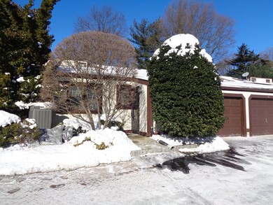 37 Cheshire Square, Little Silver, NJ 07739 - photo 2