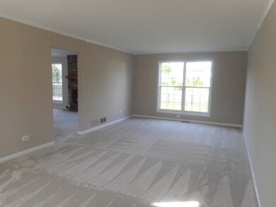 2130 Cumberland Pkwy, Algonquin, IL 60102 - photo 2