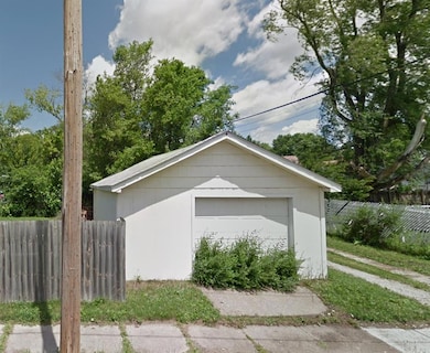 1601 E 22nd St, Des Moines, IA 50317 - photo 3