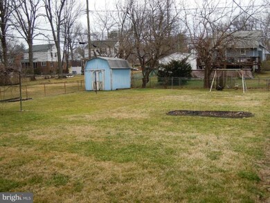 4527 Forest View Ave, Baltimore, MD 21206 - photo 5