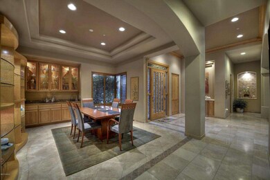 005_Dining Room