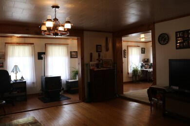 213 Missisquoi St, Enosburg Falls, VT 05450 - photo 6