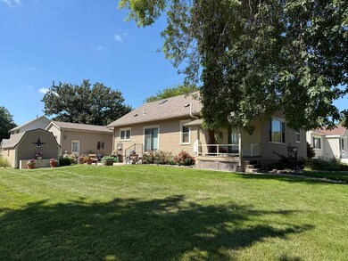 1203 Mcmillan St, Worthington, MN 56187 - photo 4