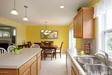 1536 Lillyview Ct SW, Wyoming, MI 49509 - photo 4