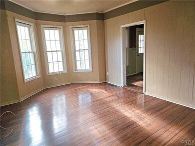 305 Highland Ave, East Syracuse, NY 13057 - photo 4