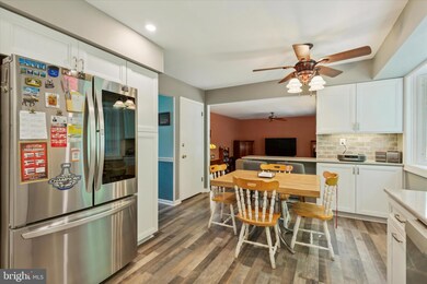 1804 Dutchmans Cir, Harleysville, PA 19438 - photo 7