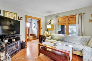 1028 Dakin St, Lansing, MI 48912 - photo 7