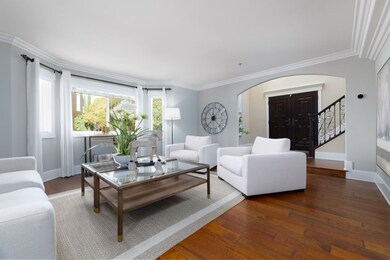 Living Room To Front Entry