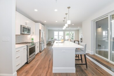 545 E 3rd St unit 4, Boston, MA 02127 - photo 3