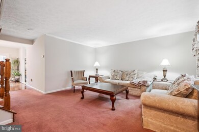 12425 Sky Blue Dr, Germantown, MD 20874 - photo 7