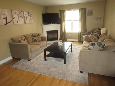 40 Winchester Ln unit 14, Fall River, MA 02721 - photo 4