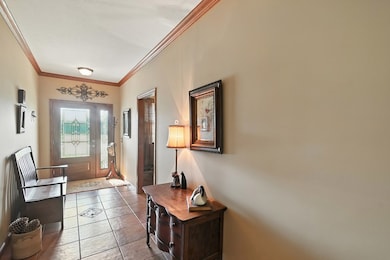 1112 Hillcrest Dr, Bucyrus, OH 44820 - photo 3