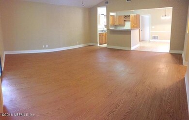 8077 Stargrass Ct, Jacksonville, FL 32210 - photo 7