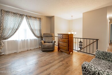 8619 Juarez Ct, Louisville, KY 40219 - photo 7