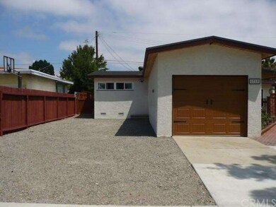 Large Gravel Area for RV Parking