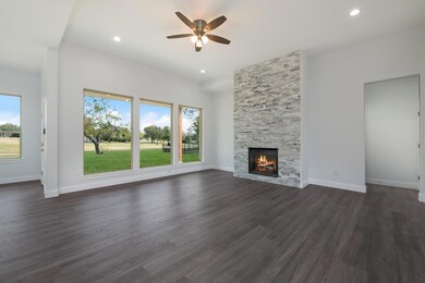 13027 Eagles Nest Dr, Whitney, TX 76692 - photo 3