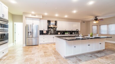 6950 E Dixileta Dr-19