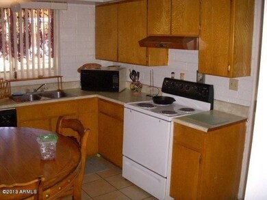 E Coronado Kitchen