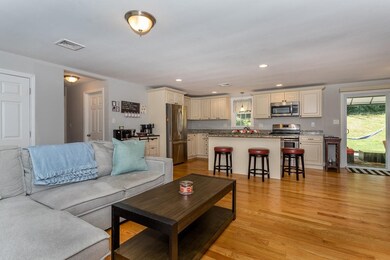 8 Edith Rd, Framingham, MA 01701 - photo 5