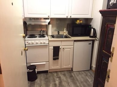 8 Gloucester St unit 1F, Boston, MA 02115 - photo 4