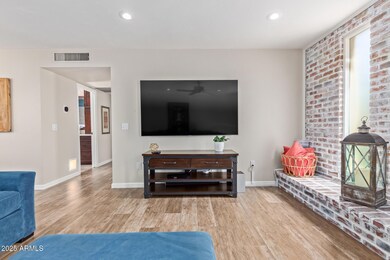 2118 E Pebble Beach Dr, Tempe, AZ 85282 - photo 6