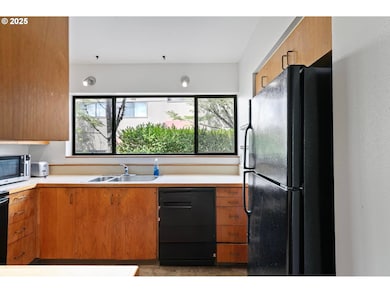 974 Lincoln St, Eugene, OR 97401 - photo 6