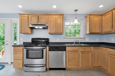 4 Ledge Rd Baldwin ME 04091-large-014-01