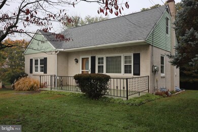 141 W Cherry Ln, Souderton, PA 18964 - photo 4