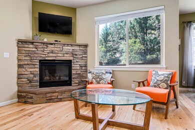 63183 Desert Sage St, Bend, OR 97701 - photo 7