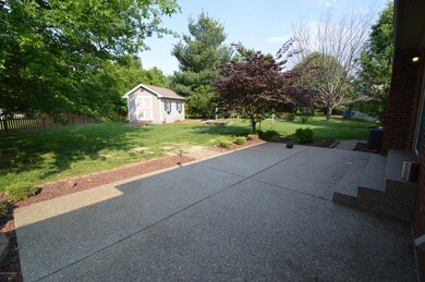 222 Newman Way, Mount Washington, KY 40047 - photo 2