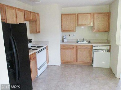 9547 Cissell Ave, Laurel, MD 20723 - photo 5