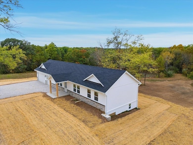 2109 E Calvert Hill Rd, Columbia, MO 65202 - photo 3