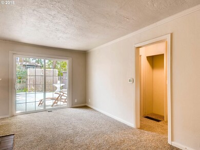 2766 Marylhurst Dr, West Linn, OR 97068 - photo 4