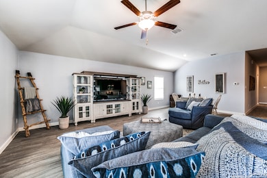 6826 Diamond Valley, San Antonio, TX 78242 - photo 7