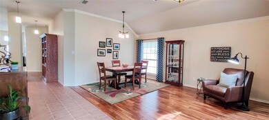 6112 Roaring Springs Dr, North Richland Hills, TX 76180 - photo 4