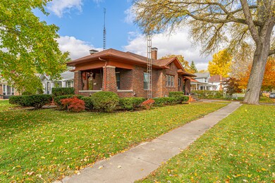 1022 Tremont St, Lincoln, IL 62656 - photo 2