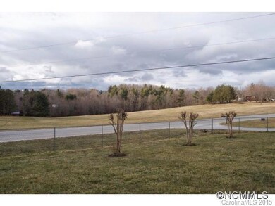 1522 Jackson Loop Rd, Flat Rock, NC 28731 - photo 4