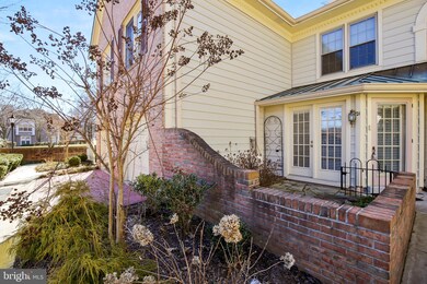 21 Luxberry Ct, Rockville, MD 20852 - photo 6