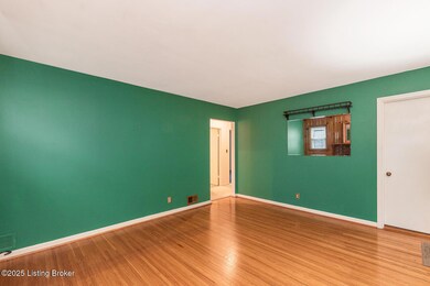 3024 Nadina Dr, Louisville, KY 40220 - photo 7