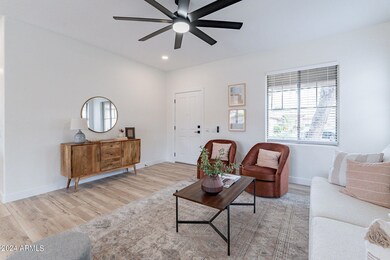 18730 N Summerbreeze Way, Surprise, AZ 85374 - photo 6