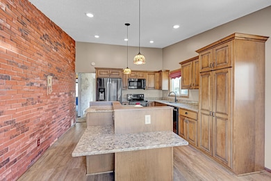 1366 Arden View Dr, New Brighton, MN 55112 - photo 7