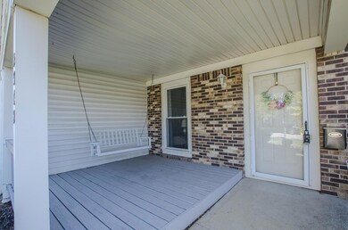 2362 Dunsworth dr-Patio