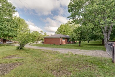 2462 Anes Station Rd, Lewisburg, TN 37091 - photo 2