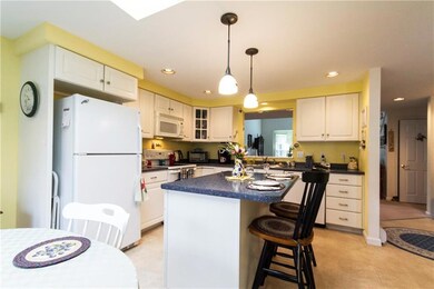 10 Sterling Dr, Kennebunk, ME 04043 - photo 3