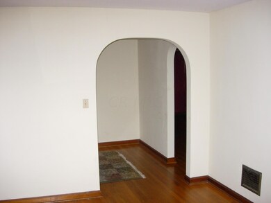 367 E Beaumont Rd, Columbus, OH 43214 - photo 4