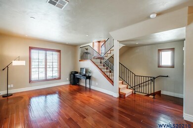 2883 Lord Byron Place, Eugene, OR 97408 - photo 3