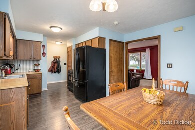 407 Anderson Dr, Wayland, MI 49348 - photo 4